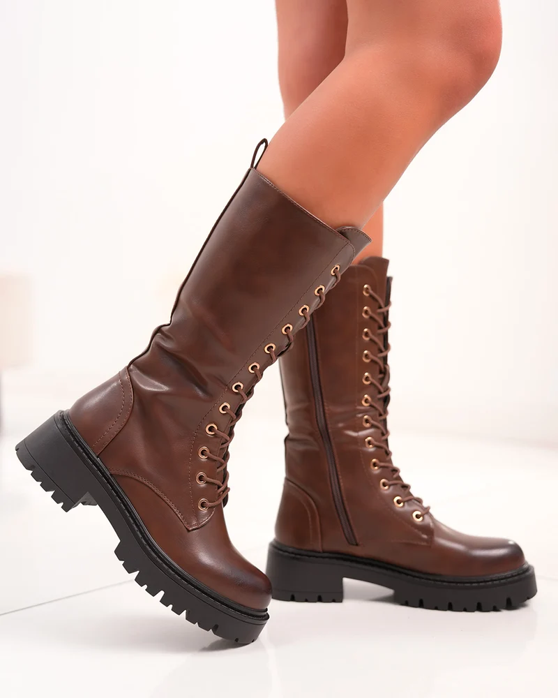 Bottes femme marron à lacets et semelle crantée intérieur fourré
