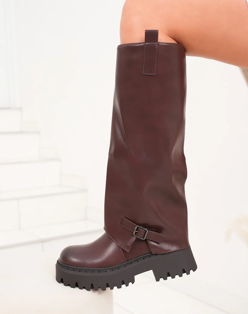 Bottes hautes femme bordeaux à revers avec semelle crantée et boucle