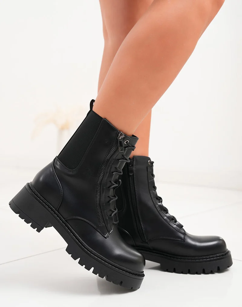 Bottines femme noires à lacets et zip avec plateforme crantée