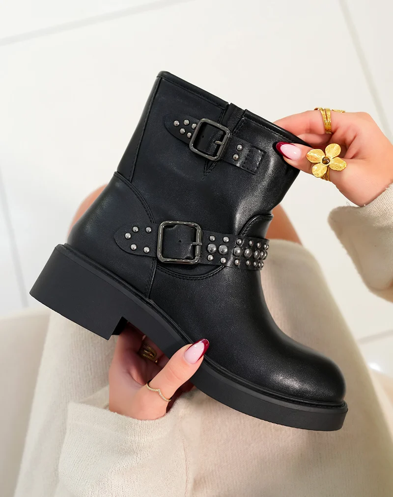 Bottines femme noires avec lanières argentées et petit talon