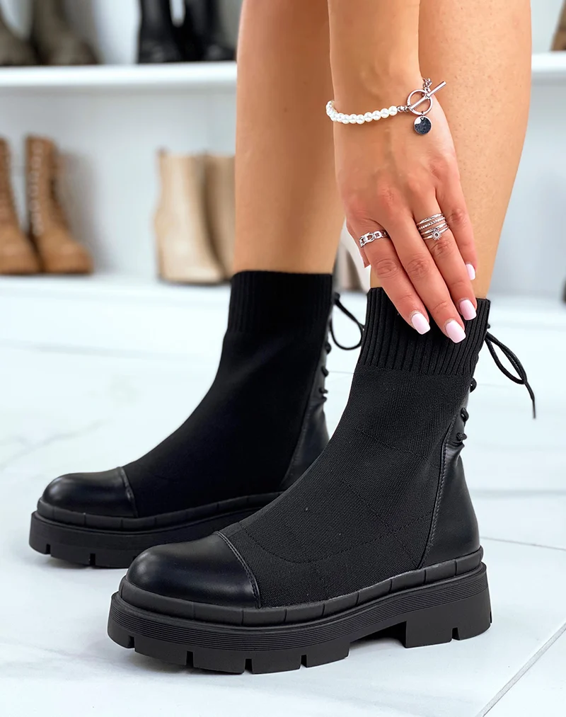 Bottines noires effet chaussette à lacet arrière