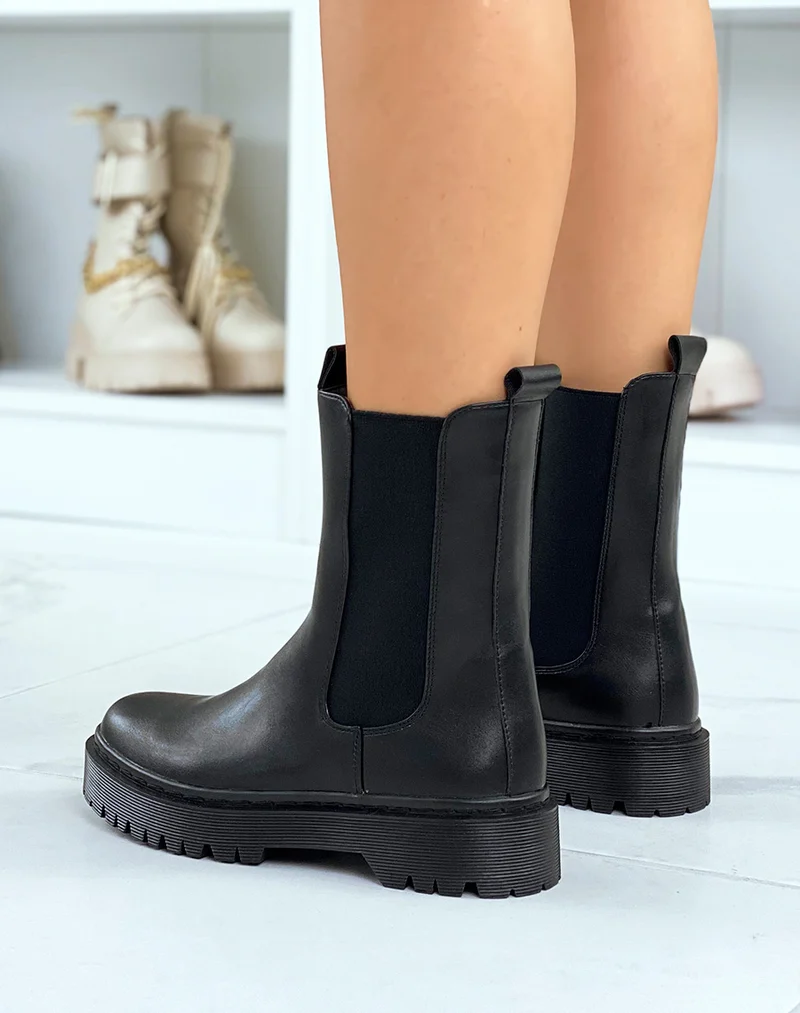 Bottines noires montantes style chelsea à semelle plate
