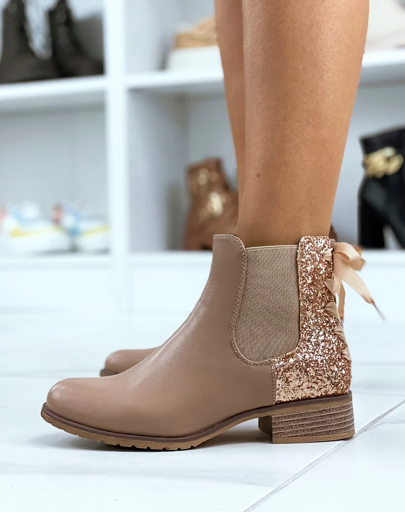 Chelsea boots beige à paillettes roses avec noeud