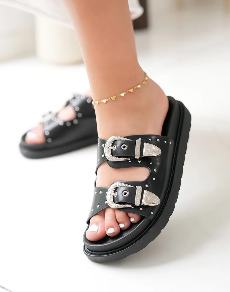 Sandales Plateforme Femme Noires Cloutées à Sangle Boucle Argentée