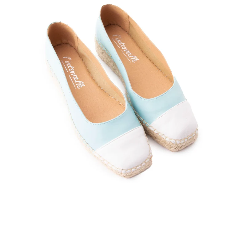 Mansa Blue Leather