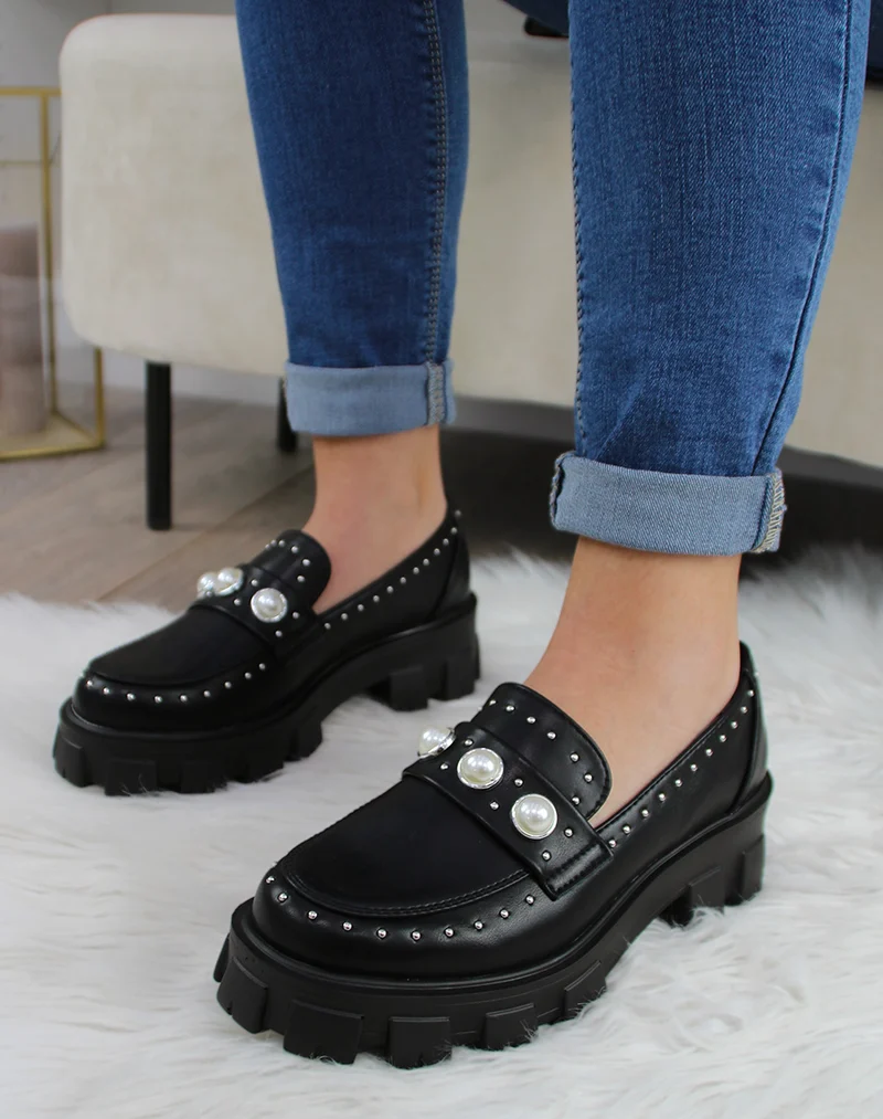 Mocassin noir perlé à grosse plateforme