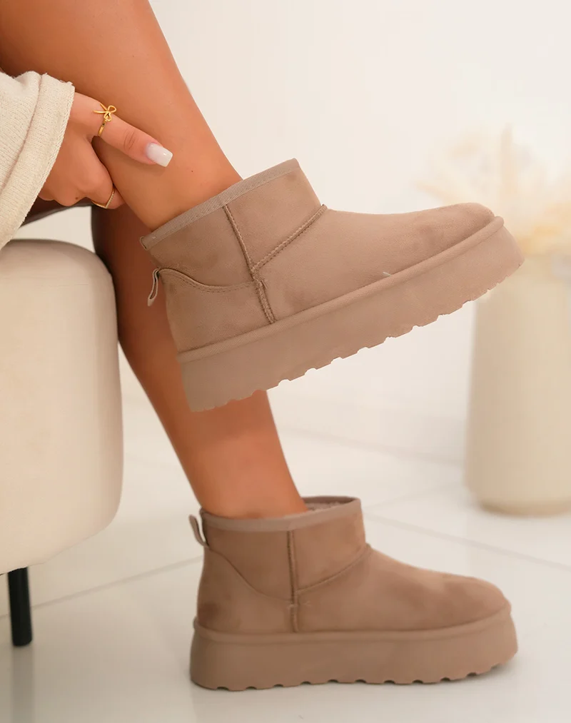 Bottines femme taupe tendance avec grosse plateforme et intérieur fourré