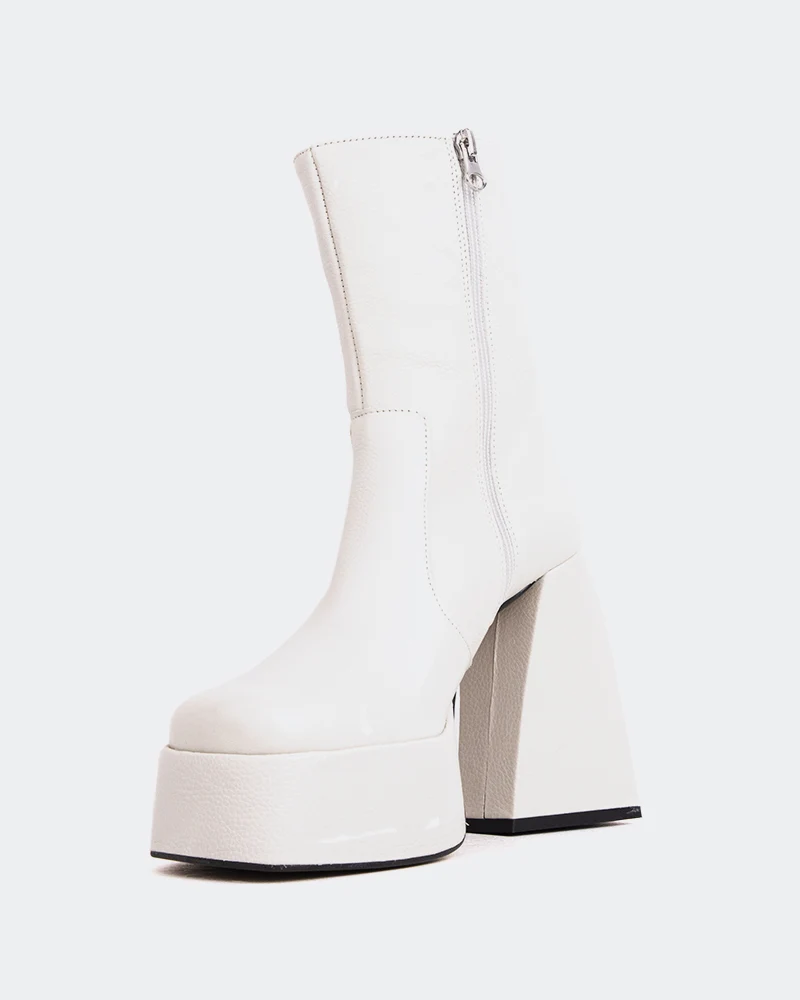 Hippie Off White Leather