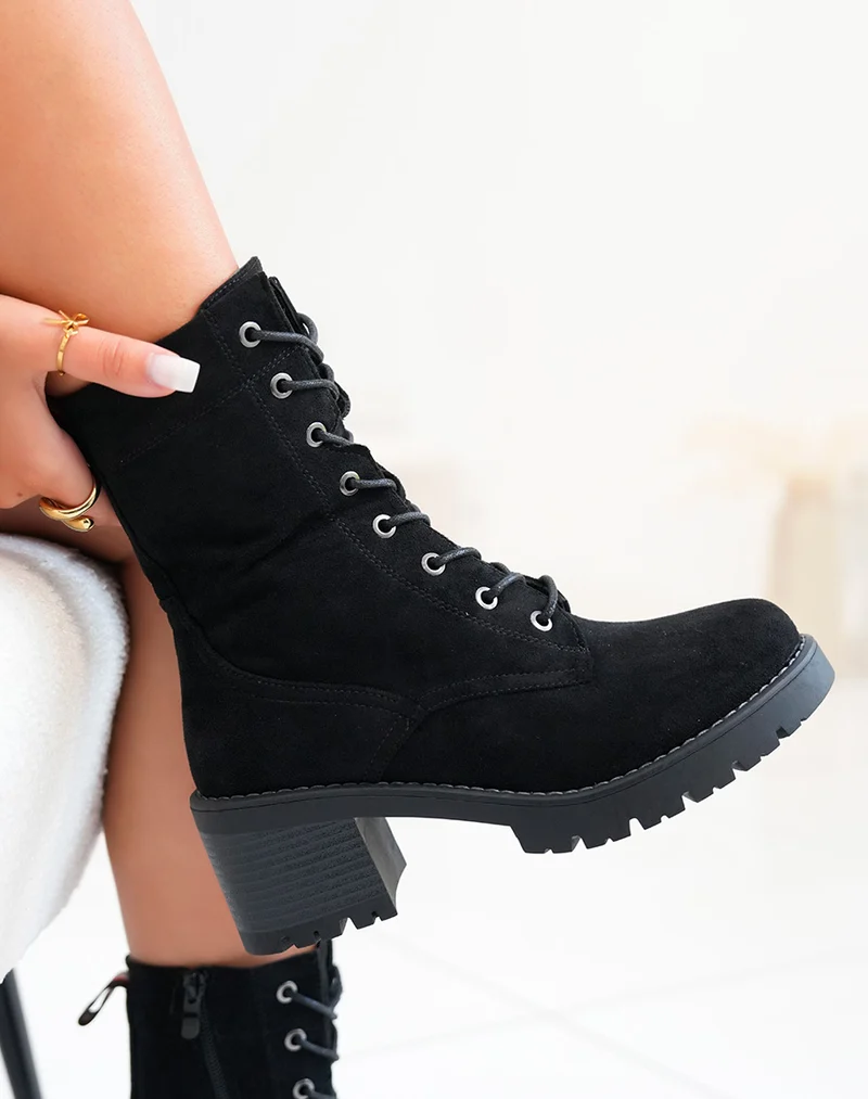Bottines femme noires haut perchées en suédine