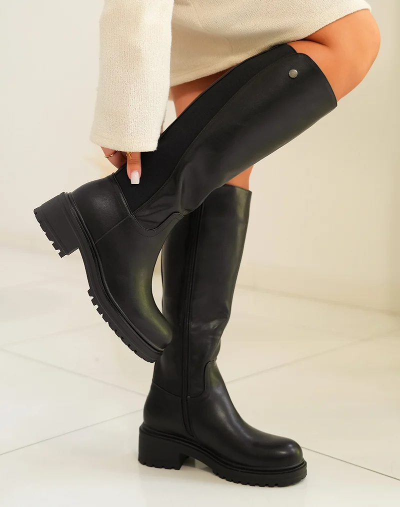 Bottes femme noires hautes à bout rond avec semelle crantée