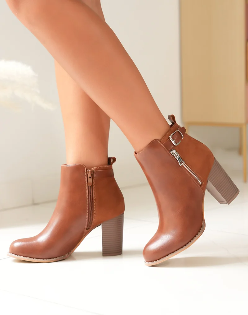 Bottines à talons camel bi matières avec sangle