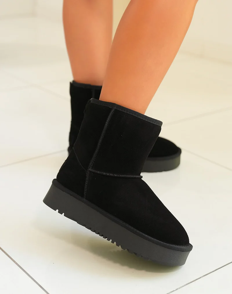 Bottines femme noires en cuir avec plateforme épaisse et intérieur fourré