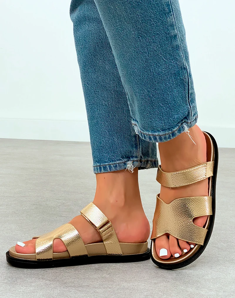 Mules Dorées Grainées avec Bride Scratch – Glamour Confortable au Quotidien
