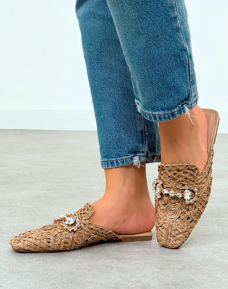 Mules Plates Femme Taupe en Corde avec Détails Bijoux – Fusion d'Artisanat et de Glamour