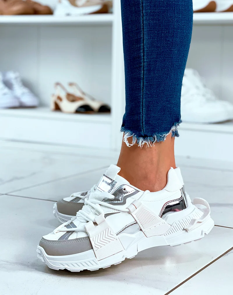 Baskets à empiècement blanches pour femmes