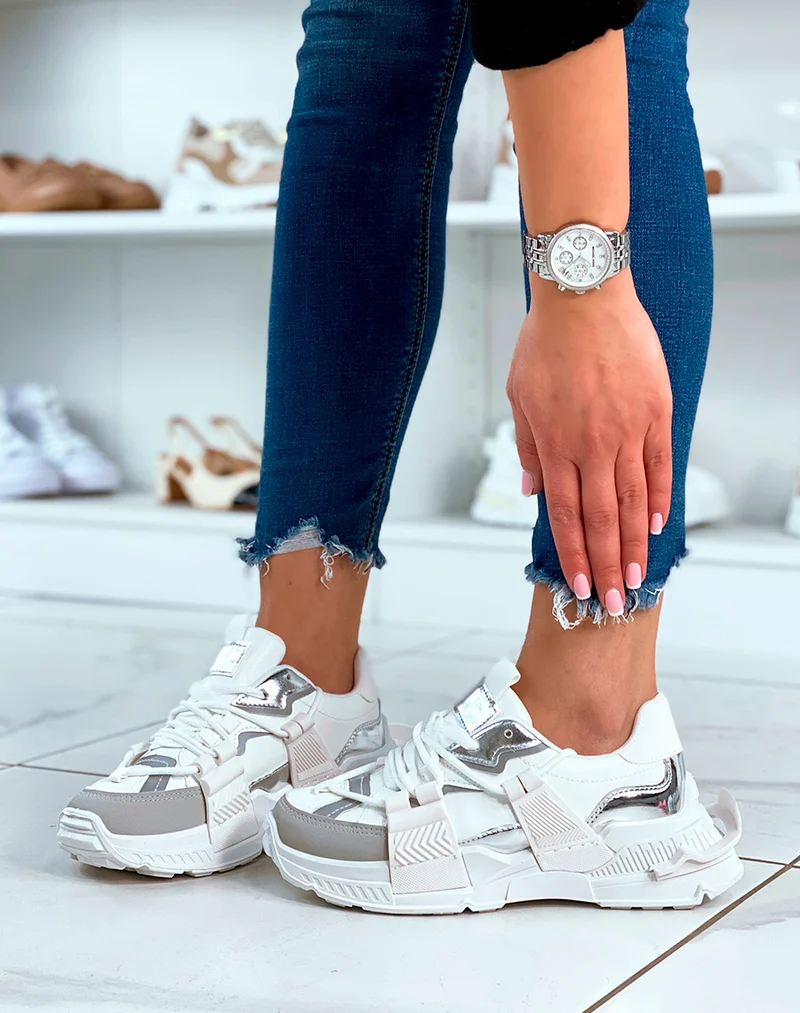 Baskets à empiècement blanches pour femmes
