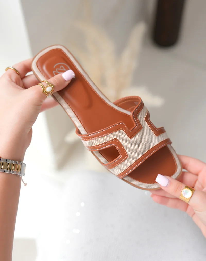MULES MARRON BI-MATIÈRE ET FORME EN H