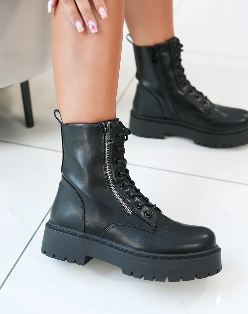 Bottines Femme En Similicuir Noires Montantes ? Lacet