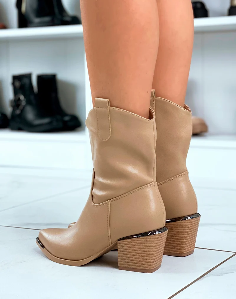 BOTTINES BEIGES STYLE SANTIAGS AVEC DÉTAIL ARGENTÉE