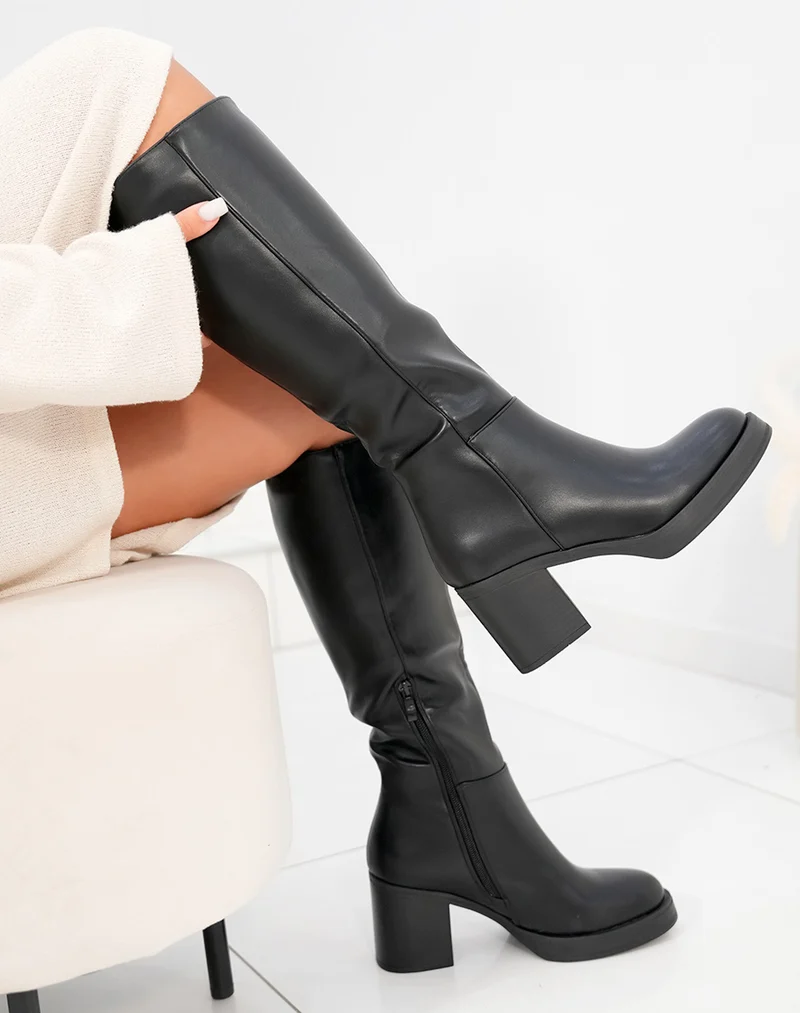 Bottes noires à petit talon et bout arrondi pour Femmes