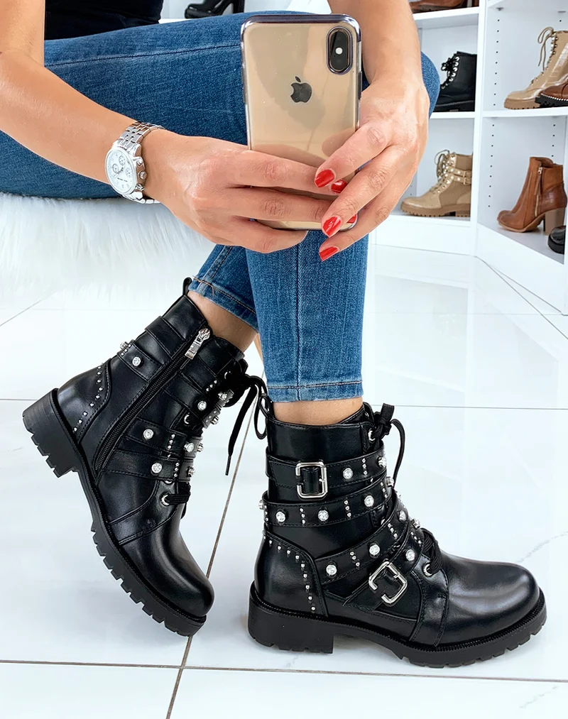 Bottines hautes noires à clous