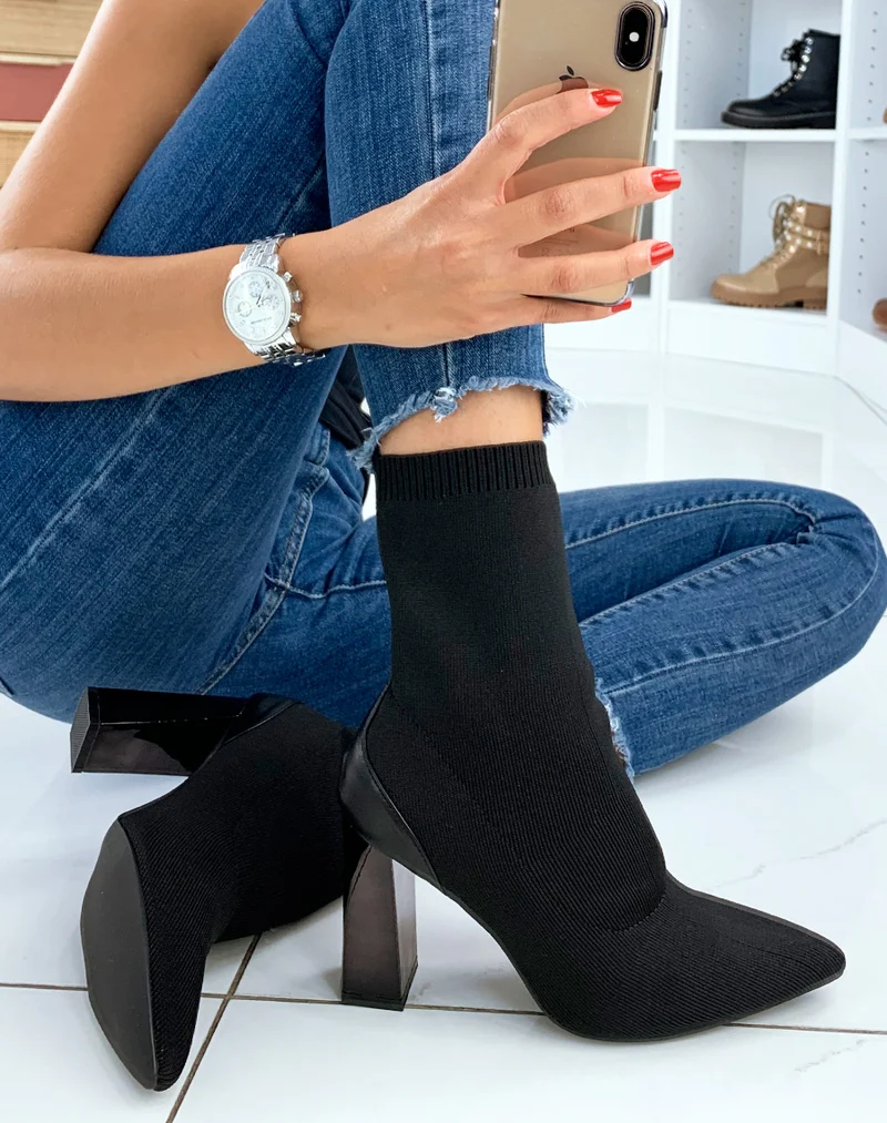 Bottines à talon noires effet chaussette