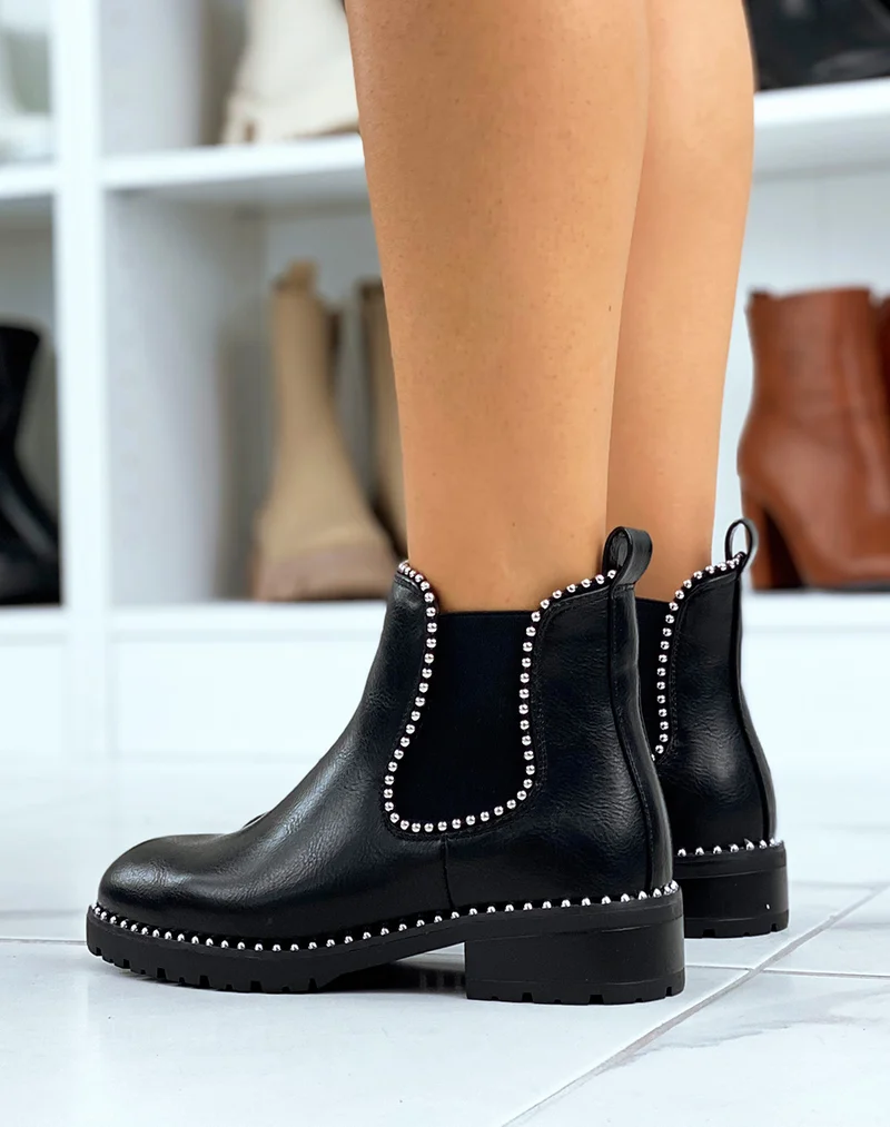 Chelsea boots noires cloutées