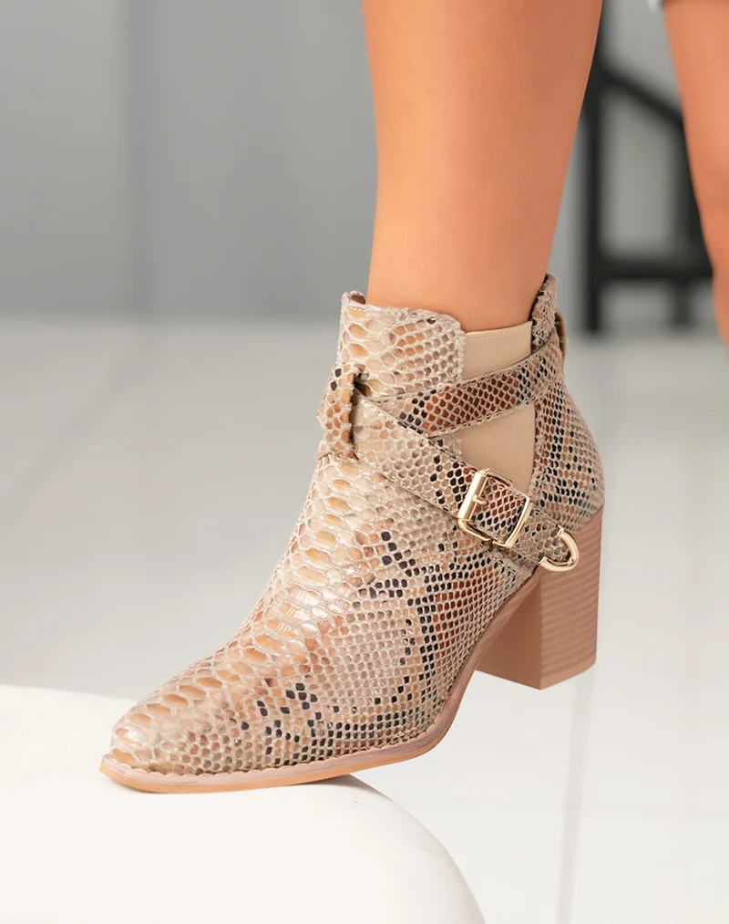 Bottines Femme à talon motif serpent et détails croisés