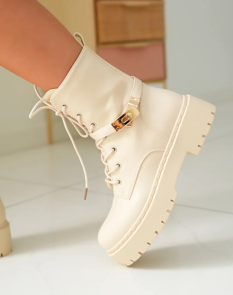 Bottines Montantes Beige Femme à Semelle Crantée avec Détails Dorés