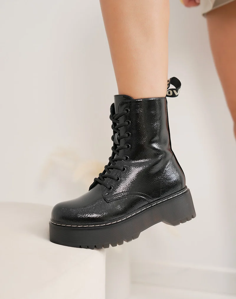 Bottes Rangers Vernies Femme Noires à Plates-Formes