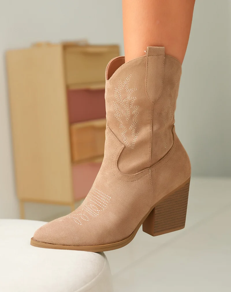 Bottes Santiags Femme en Suédine Taupe avec Détails Couture