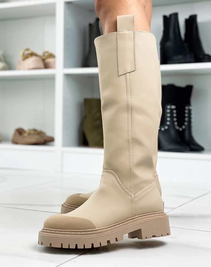 Bottes hautes beiges gommées