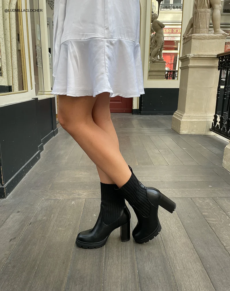 Bottines noires effet chaussette à talon