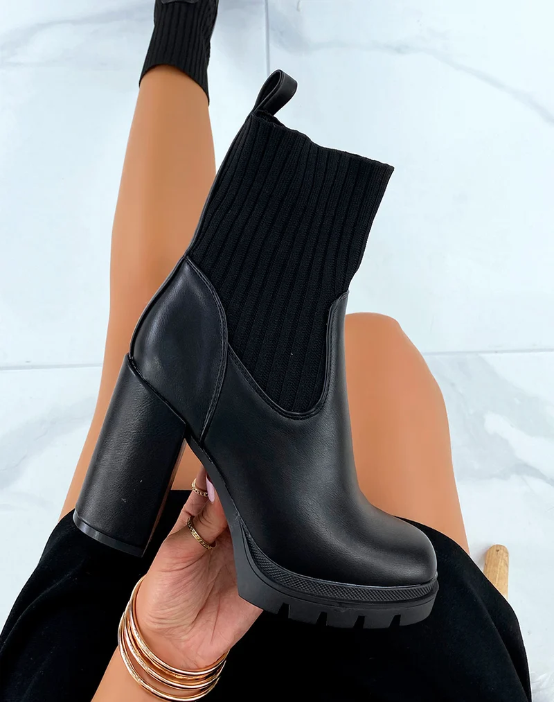 Bottines noires effet chaussette à talon