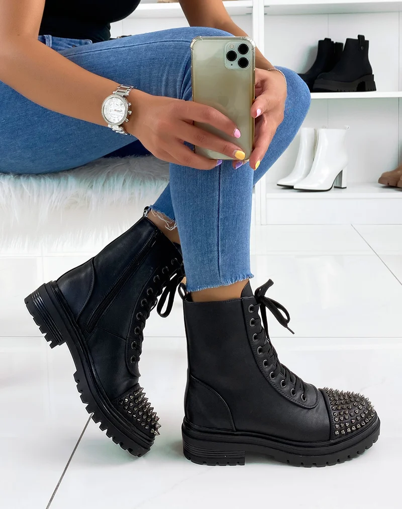 Bottines noires à clous anthracite