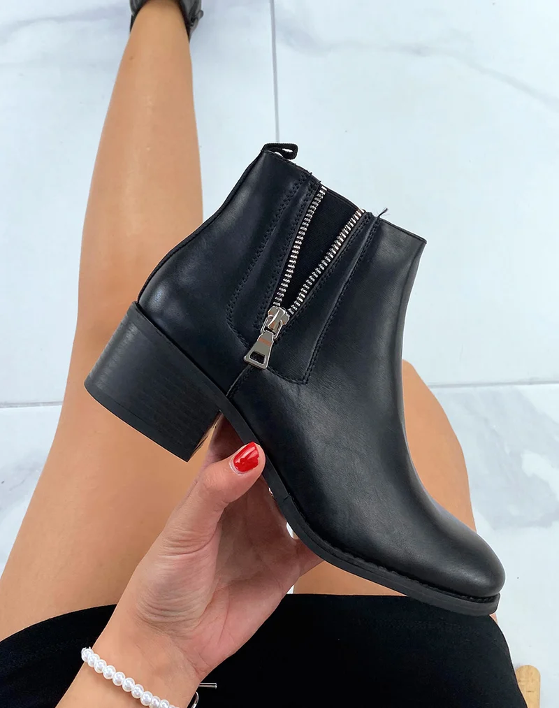 Bottines basses noires à fermeture argentée