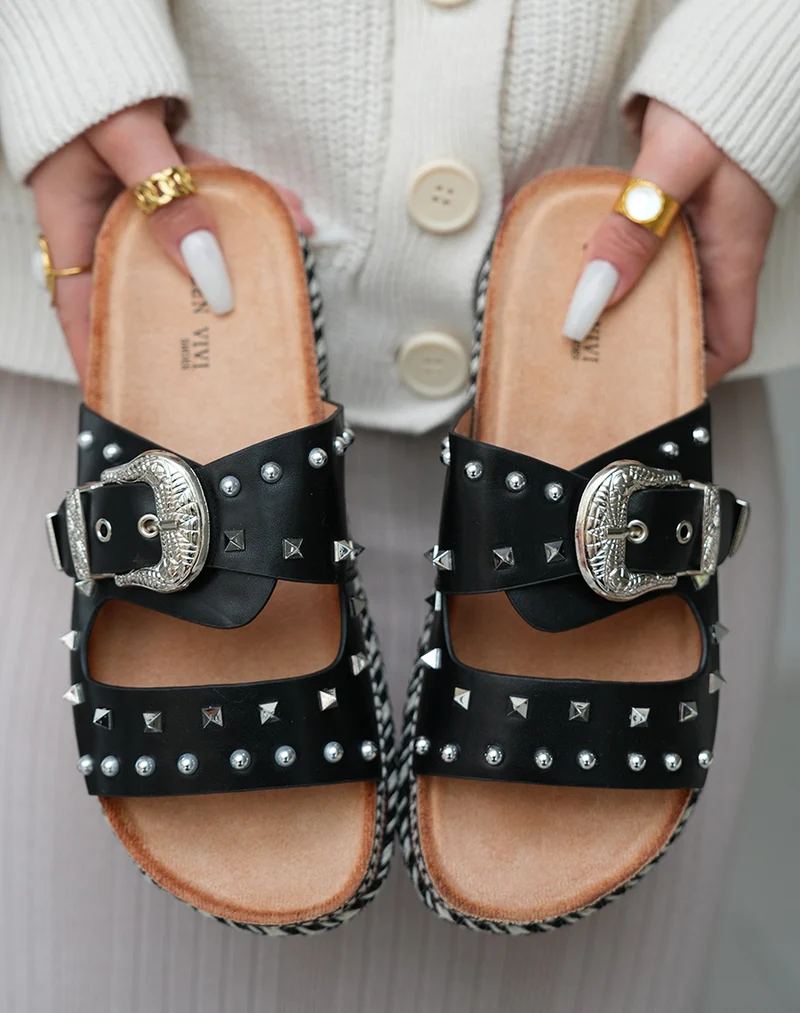 Mules Femme Noires Cloutées à Plateforme Tissée Noir et Blanc