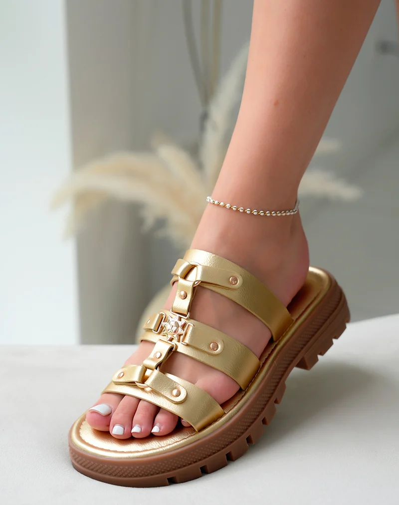 Mules Femme Dorées Triple Lanières et Bijoux Soleil – Éclat Tendance