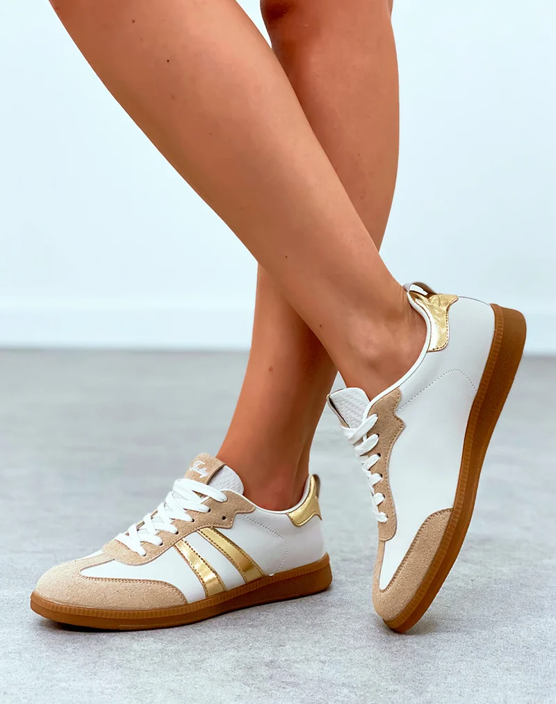 Baskets femme beige et blanche à lacets et détail dorée