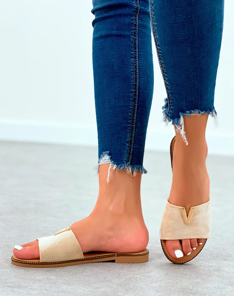 Mules beige en suédine à détails doré