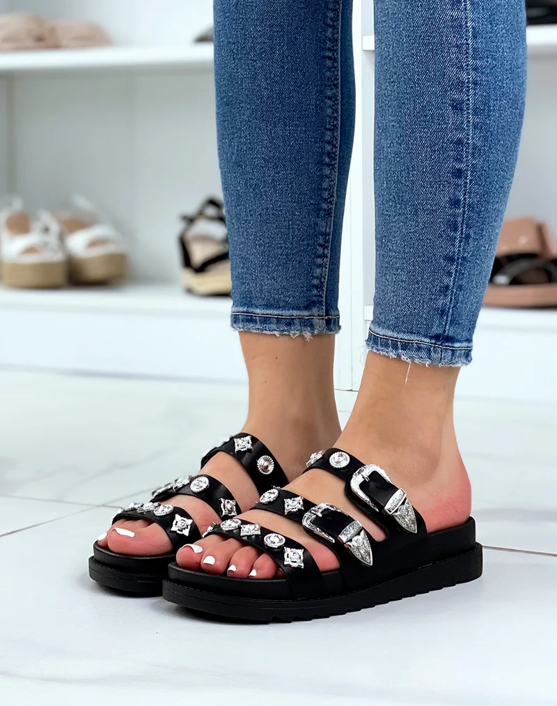 Mules noires à triple brides à bijoux argentés
