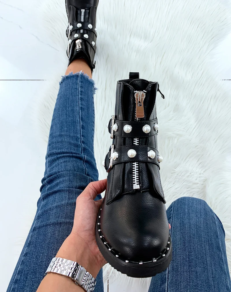 Bottine noire à perles