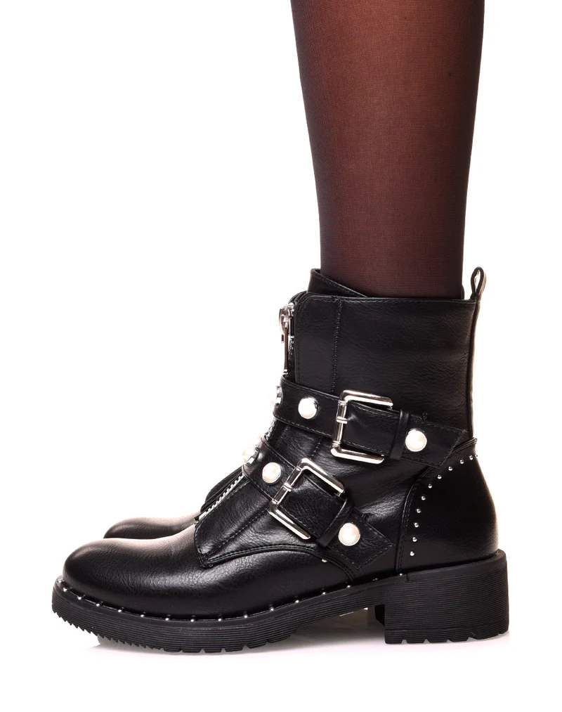 Bottine noire à perles