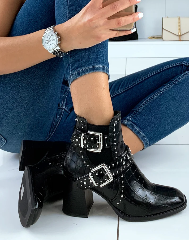 Bottines à talon effet croco noir à bout carré