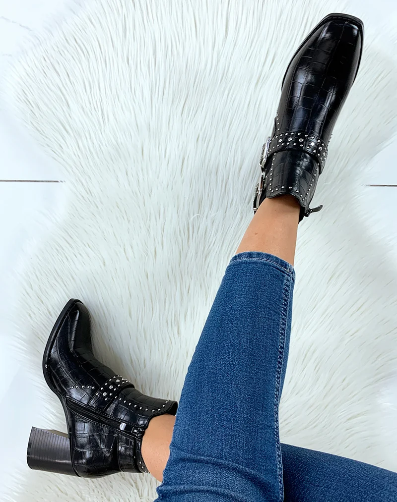 Bottines à talon effet croco noir à bout carré