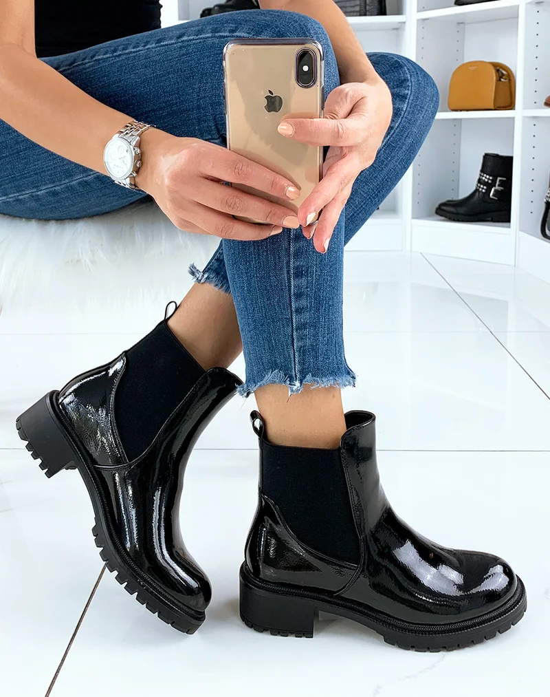 Bottines élastiques vernies noires