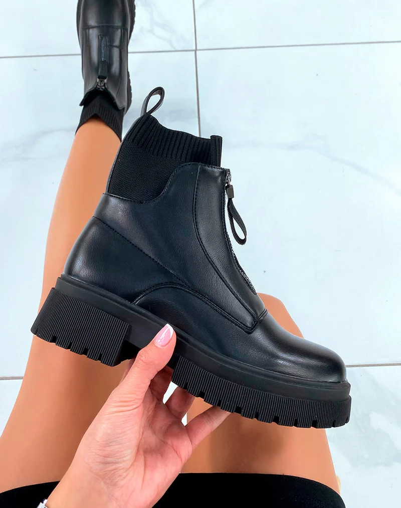 BOTTINES NOIRES: L'EFFET CHAUSSETTE ZIPPÉE