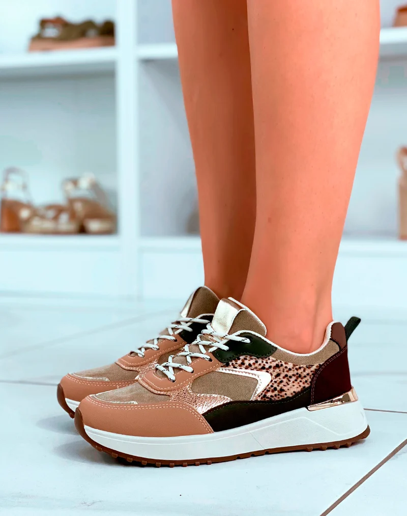 Baskets beige à multiples empiècements et détails guépard