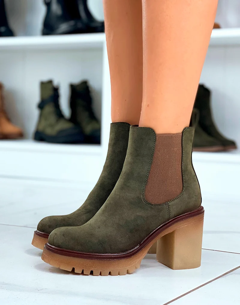 Audace Tendance : Bottines Kaki en Suédine avec Talon et Élastique Marron