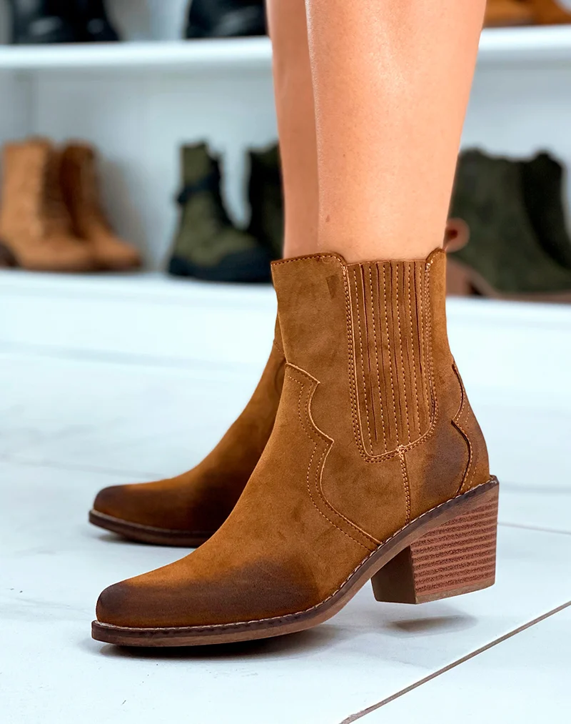 BOTTINES CAMEL ? BOUT POINTU ? EFFET DAIM